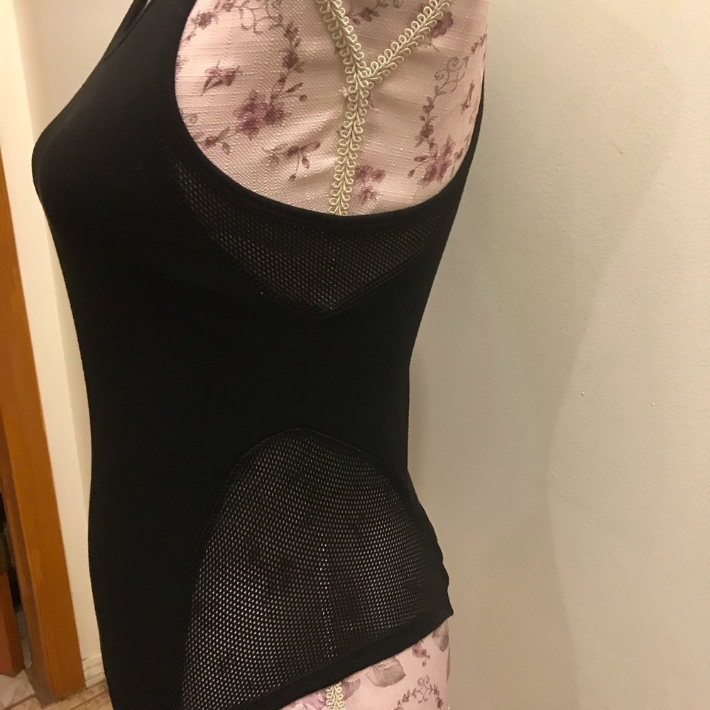 Top - Picture 3 of 5